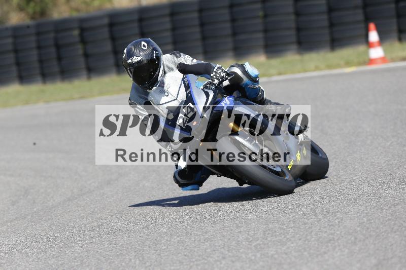 Archiv-2025/49 26.08.2025 Cornu Master School ADR/rot-rouge/24